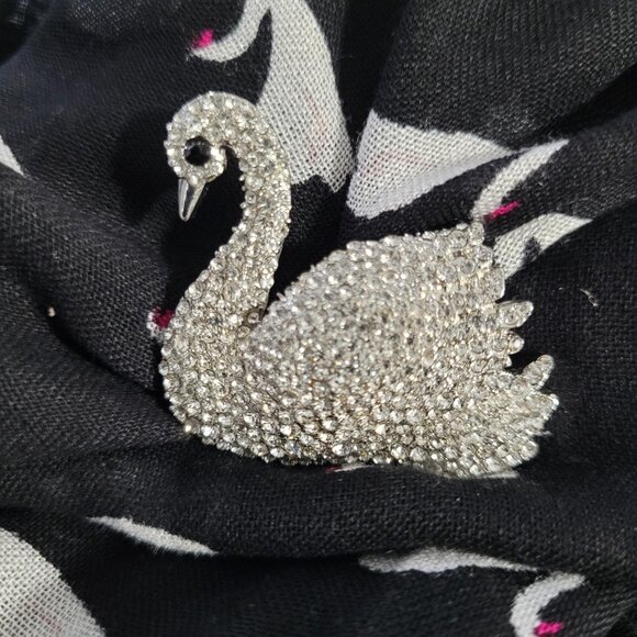 kate spade new york Swans Scarf in Black & White w/ Bonus Crystal Swan Brooch - Picture 6 of 6